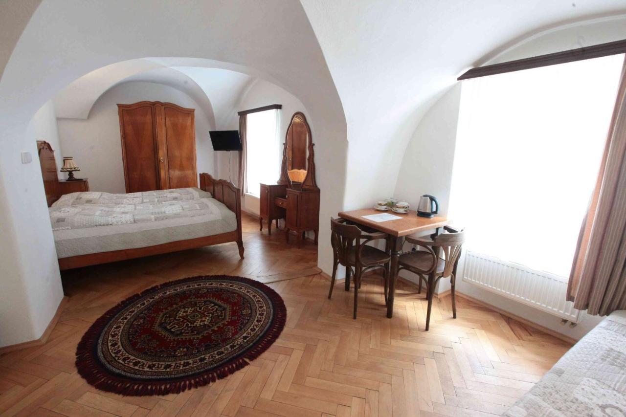 Penzion Bohemia Ceske Budejovice Dış mekan fotoğraf